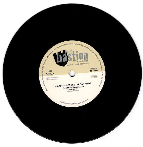Sharon Jones & The Dap-Kings - New Shoes / (Instrumental) 45 (Last Bastion) 7