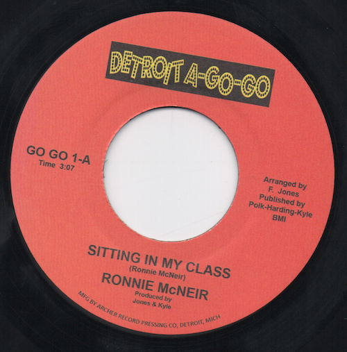 Ronnie McNeir - Sitting In My Class / Isn't She A Pretty Girl 45